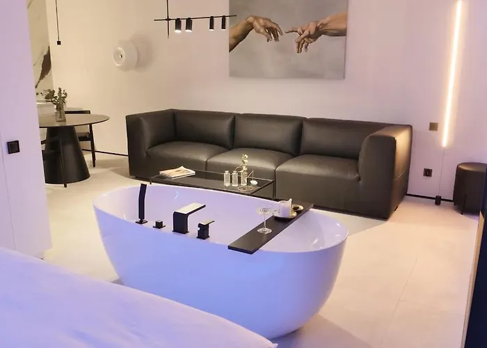 Modern Sanctuary Cysterska